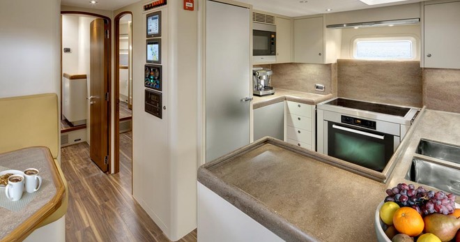 Antares III galley ©  SW